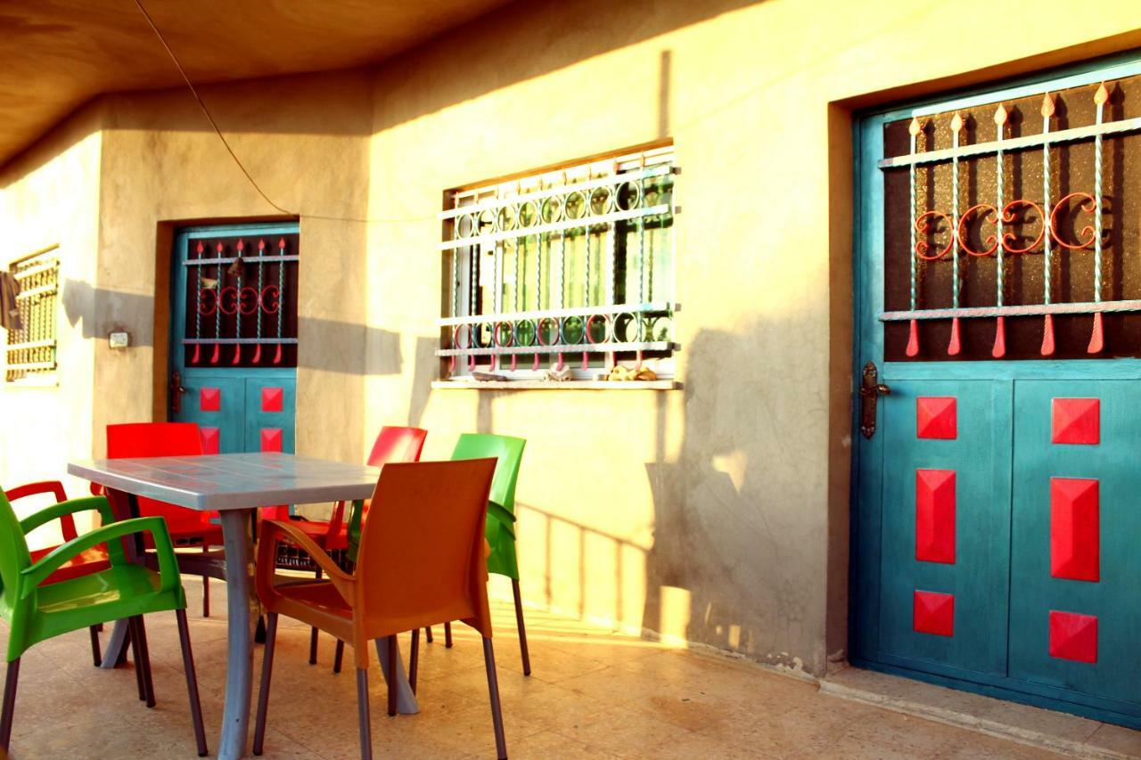 Bed and Breakfast Bedouin Pink Ecohouse Вади Муса Экстерьер фото